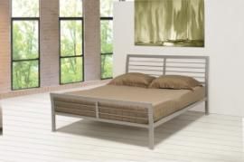 Logan 300201F Full Metal Bed finished in silver